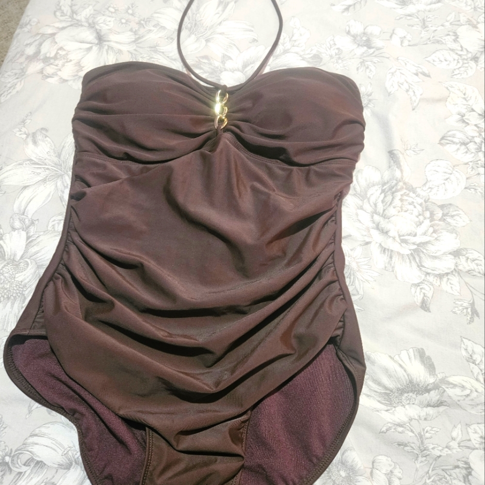 Women's size 14 Anne Cole one piece bathing suit.
